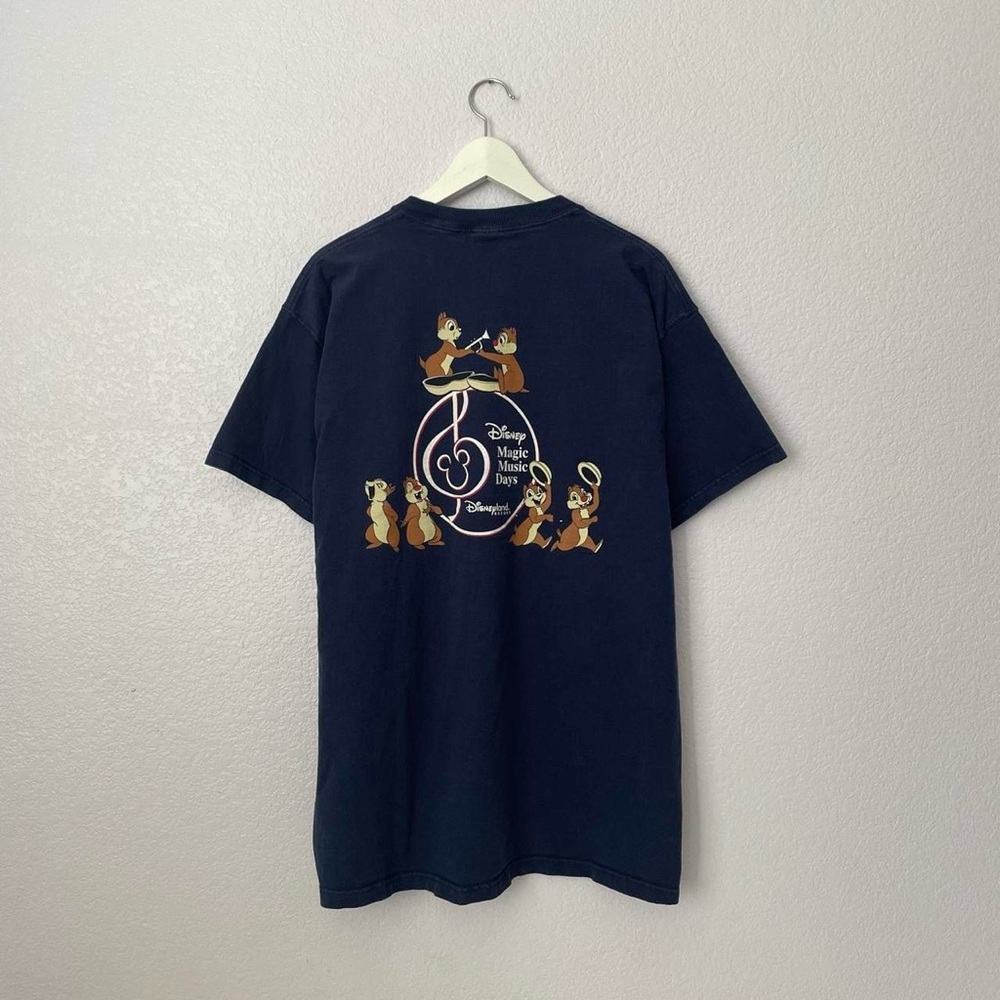 disneyland resort 2003 magic music days chip & dale graphic crewneck t-s…